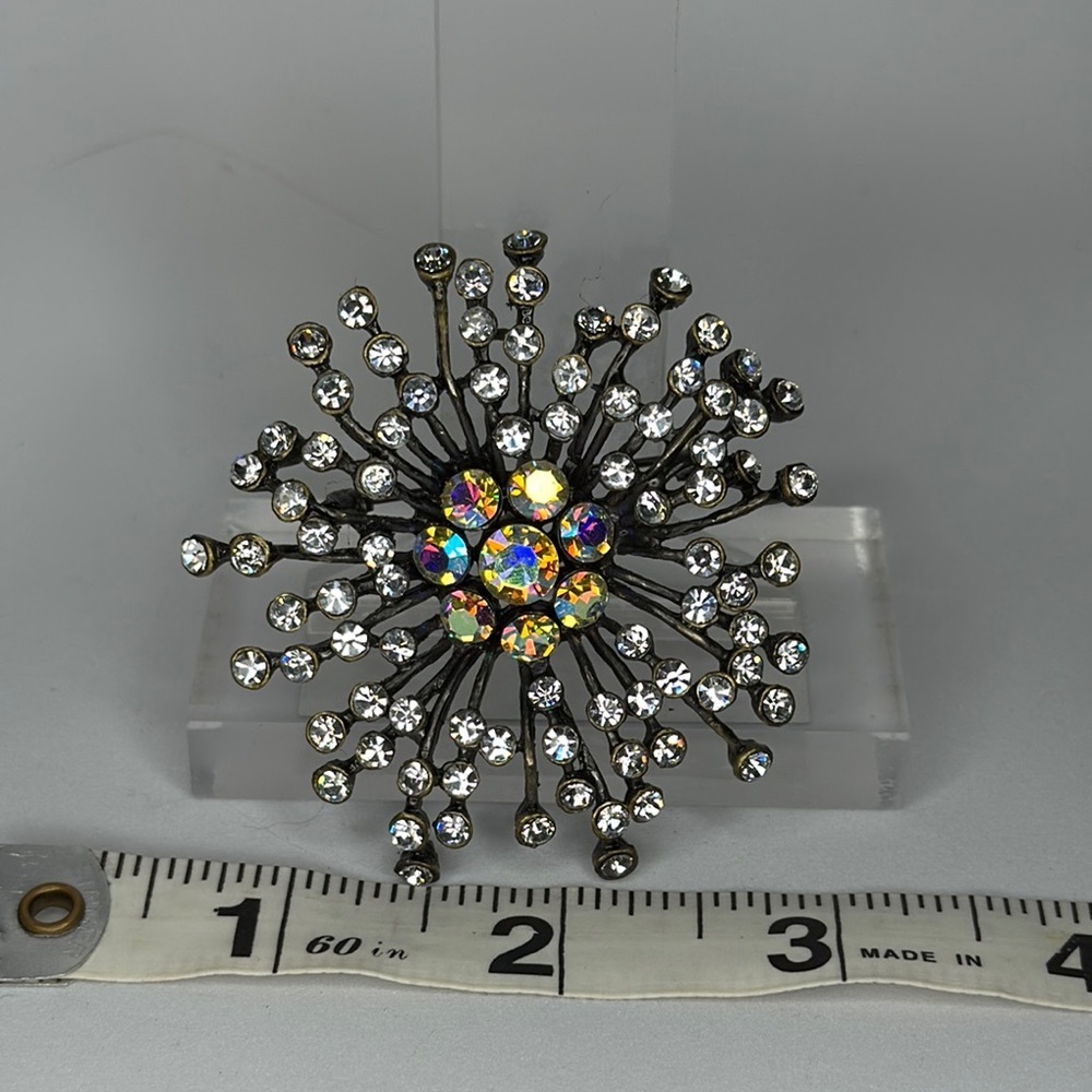 Silver and Gold Starburst Brooch with Crystals - Picture 3 of 3